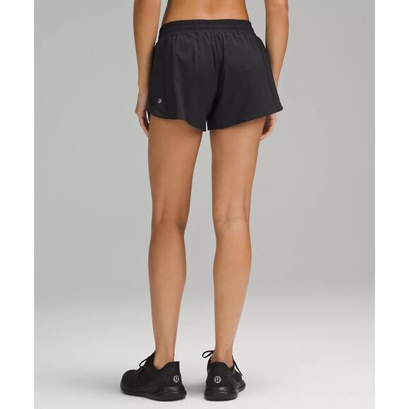 Lululemon Hotty Hot Short Size 4 Tall - Picture 2 of 7